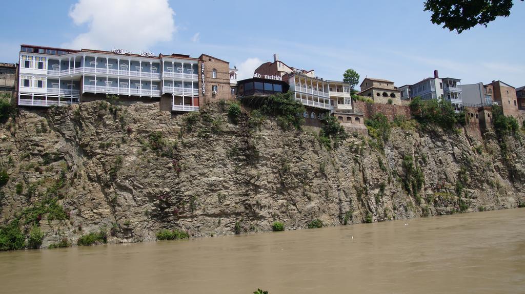 Old Metekhi Hotel Tbilisi Bagian luar foto