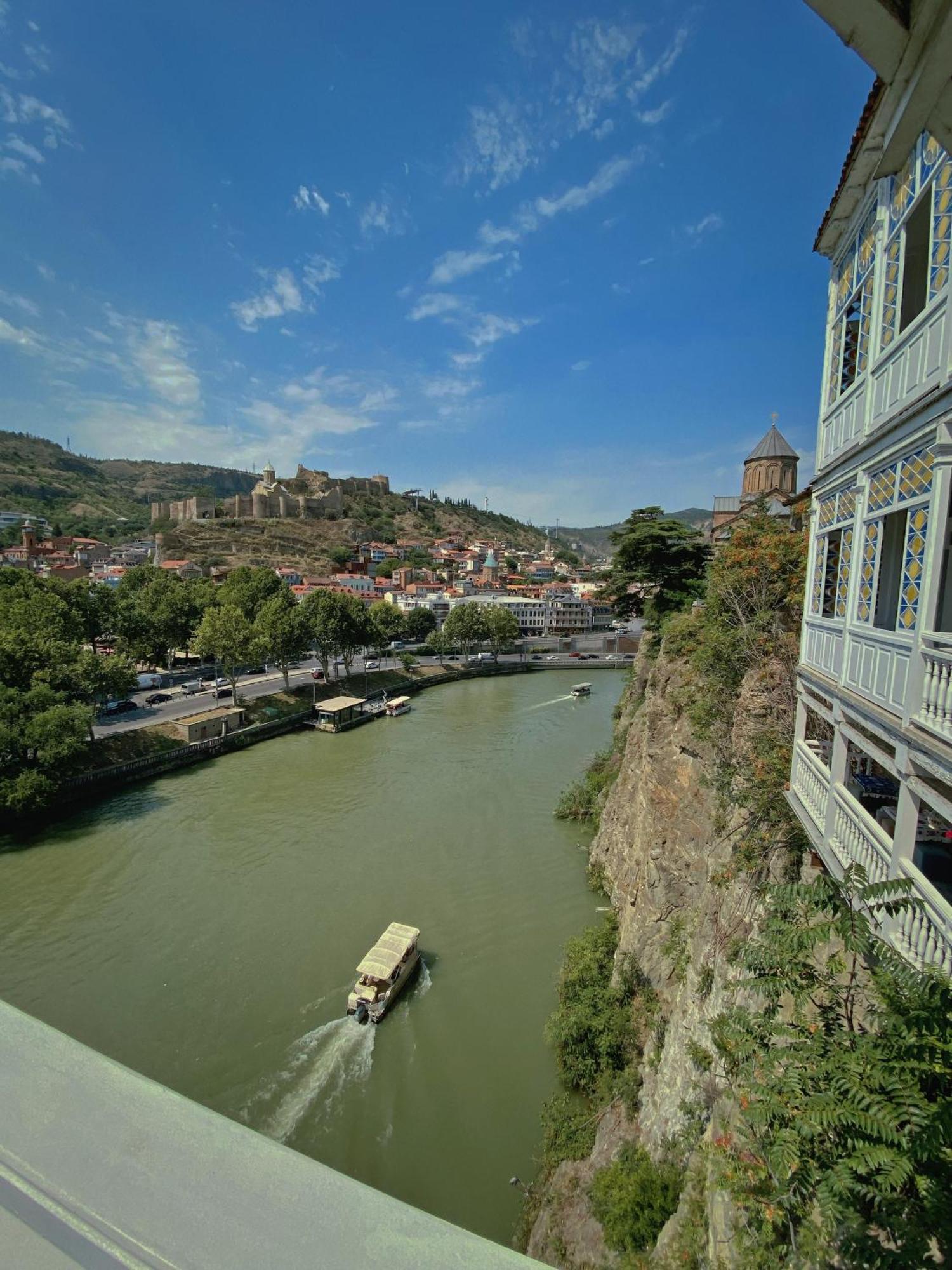 Old Metekhi Hotel Tbilisi Bagian luar foto